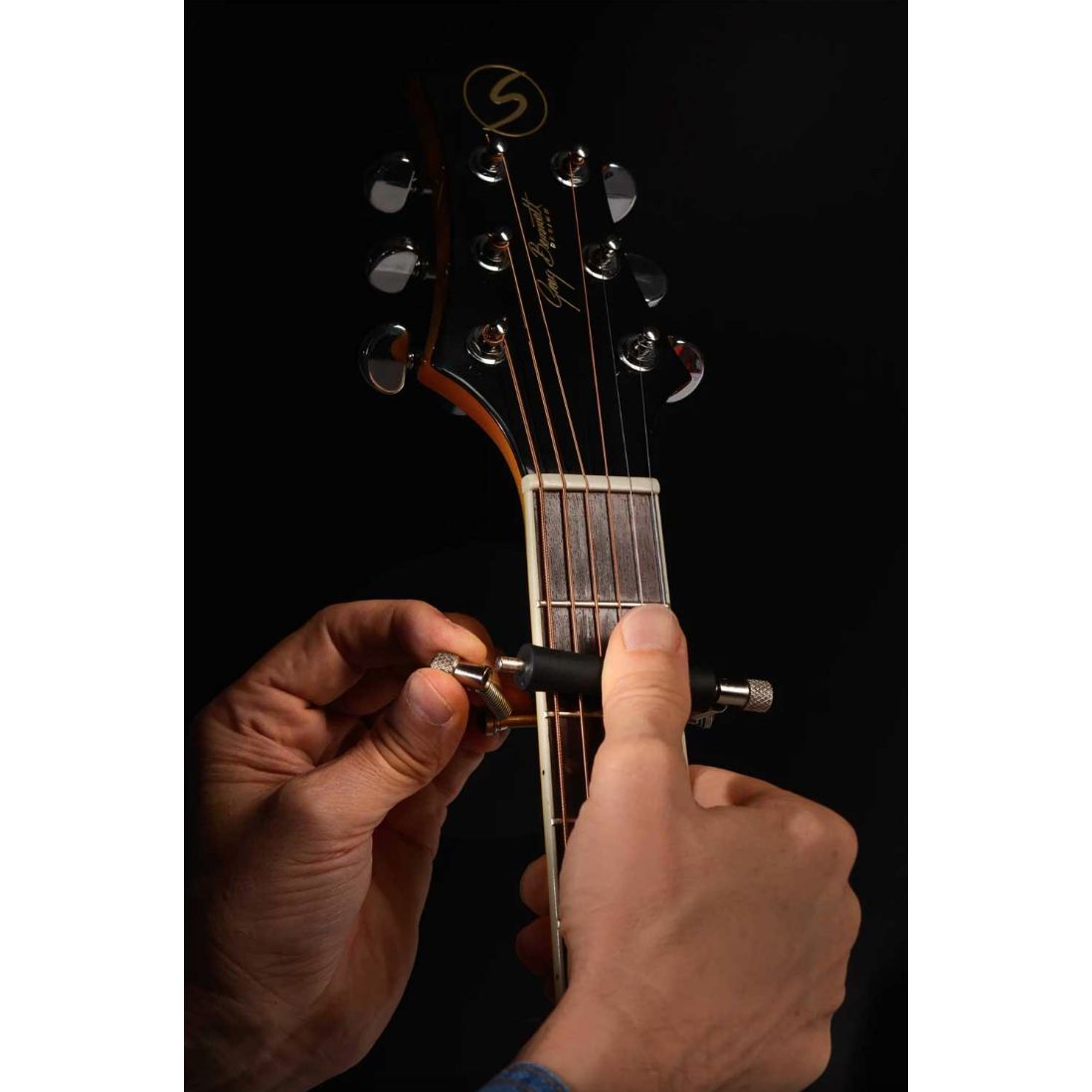 Glider Rolling Capo - GL-1 af Greg Bennett