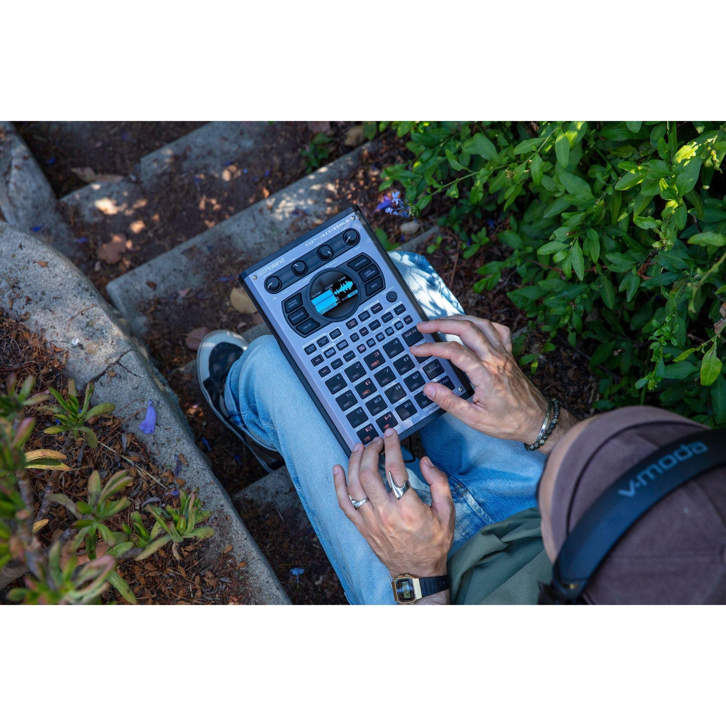 Roland SP-404MKII Creative Sampler and Effects Machine