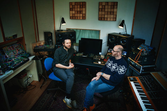 Jagten på kontrasternes spil - Interview med Asger Techau og Caspar Hesselager