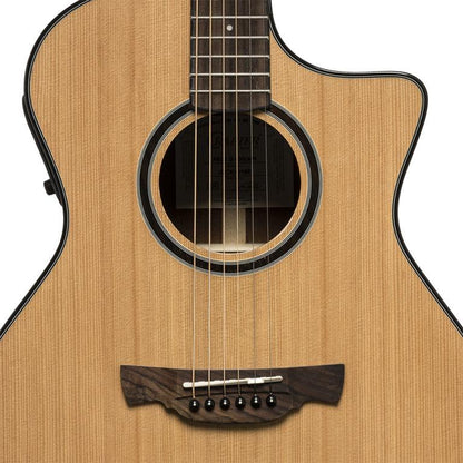 Crafter ABLE G630CE Grand auditoriumgitarr med massivt cedertäck och LR Baggs Element Pick-Up