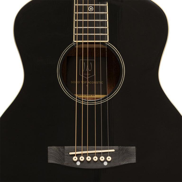 J.N Guitars BES-A MINI BK Acoustic travel guitar with solid spruce top, Bessie series