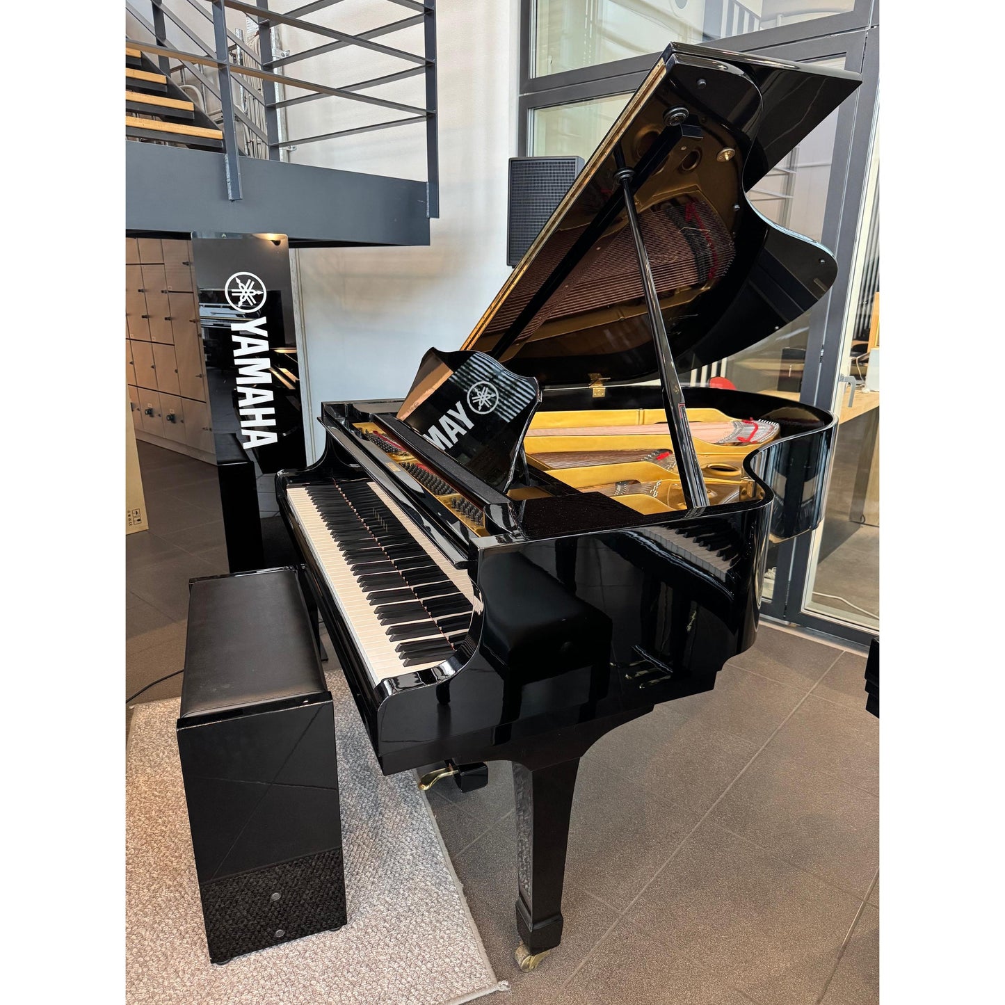 Yamaha G2 flygel brugt