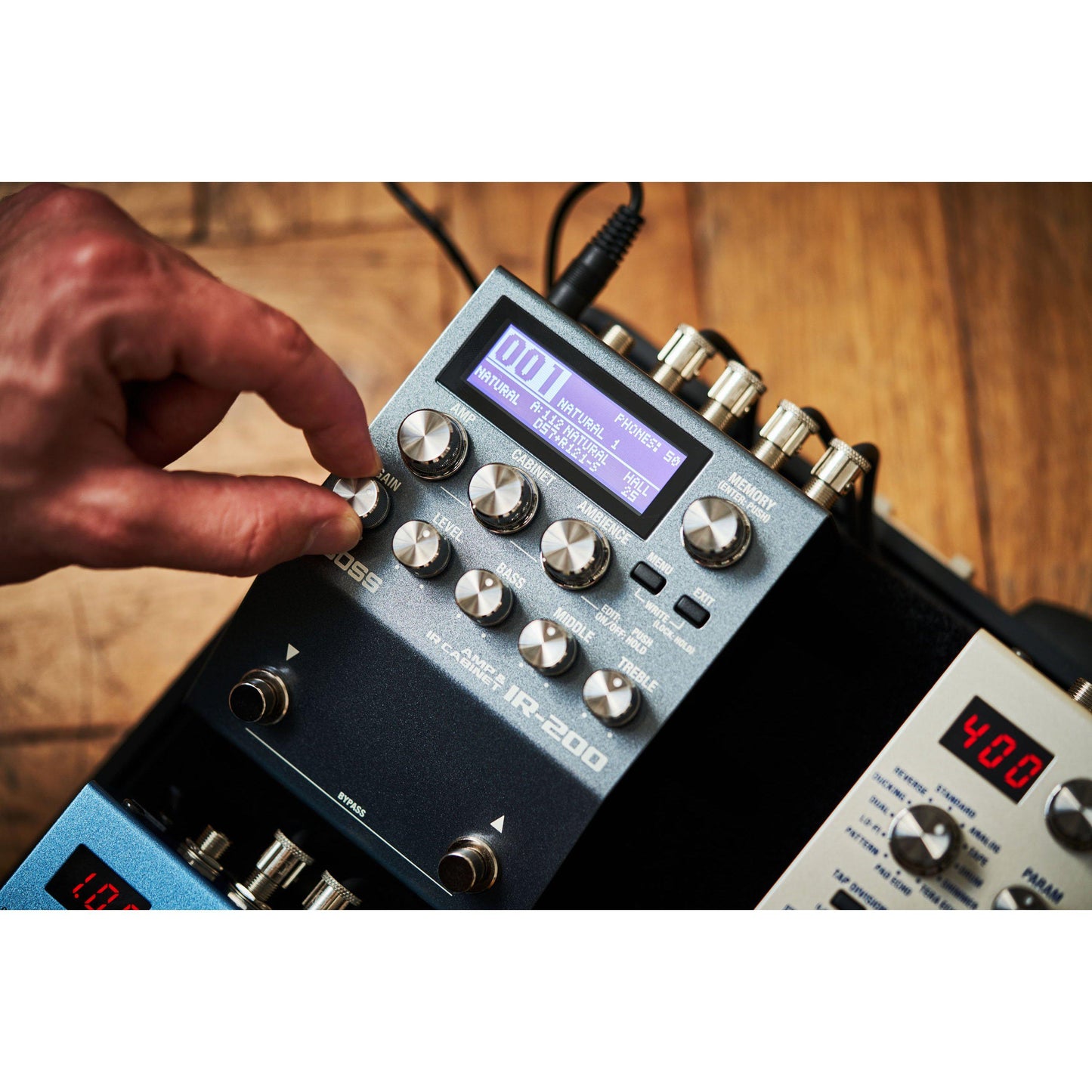 BOSS IR-200 Amp & IR Cabinet