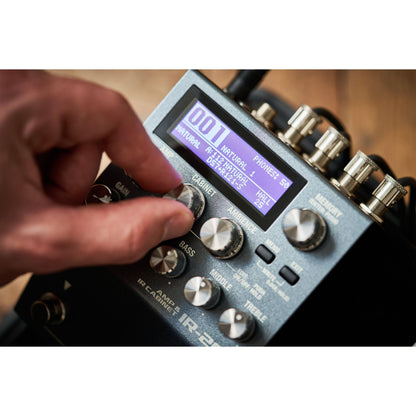 BOSS IR-200 Amp & IR Cabinet