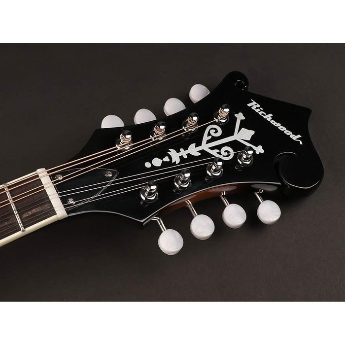Richwood Master Series mandolin i F-stil med topp i gran